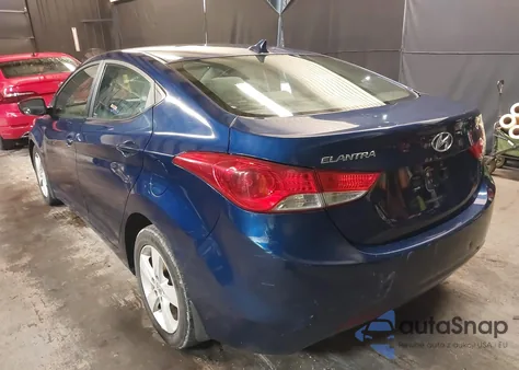 2013 Hyundai Elantra Gls z USA, uszkodzony, nr VIN KMHDH4AE6DU580568